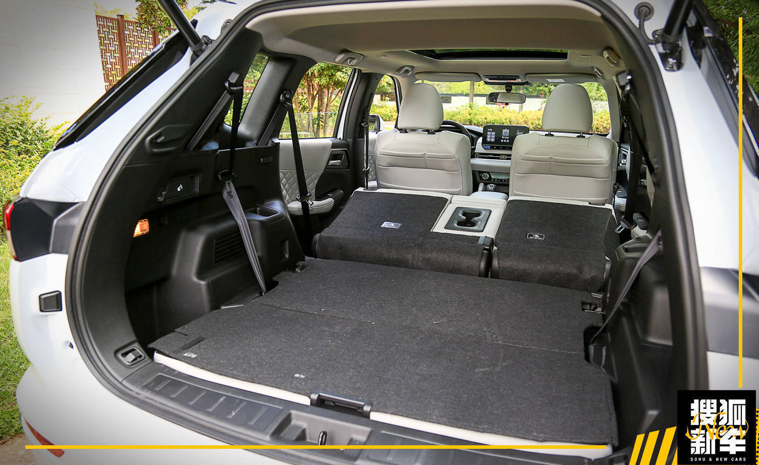 新款广汽三菱欧蓝德值不值得入手,广汽三菱欧蓝德新款测评