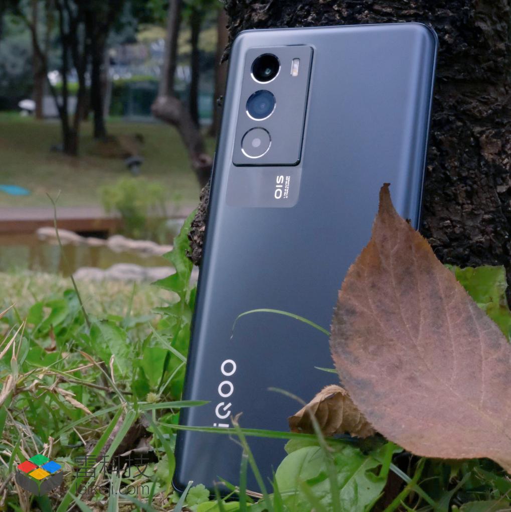 iqooneo5活力版和iqooneo5s对比,iqooneo5s实战测评