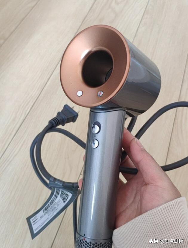 戴森吹风机正品价格是多少钱,戴森吹风机档次