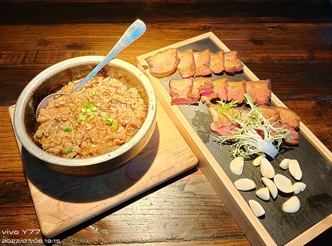 vivoy77能用120w快充吗,vivoy77可以用120w快充