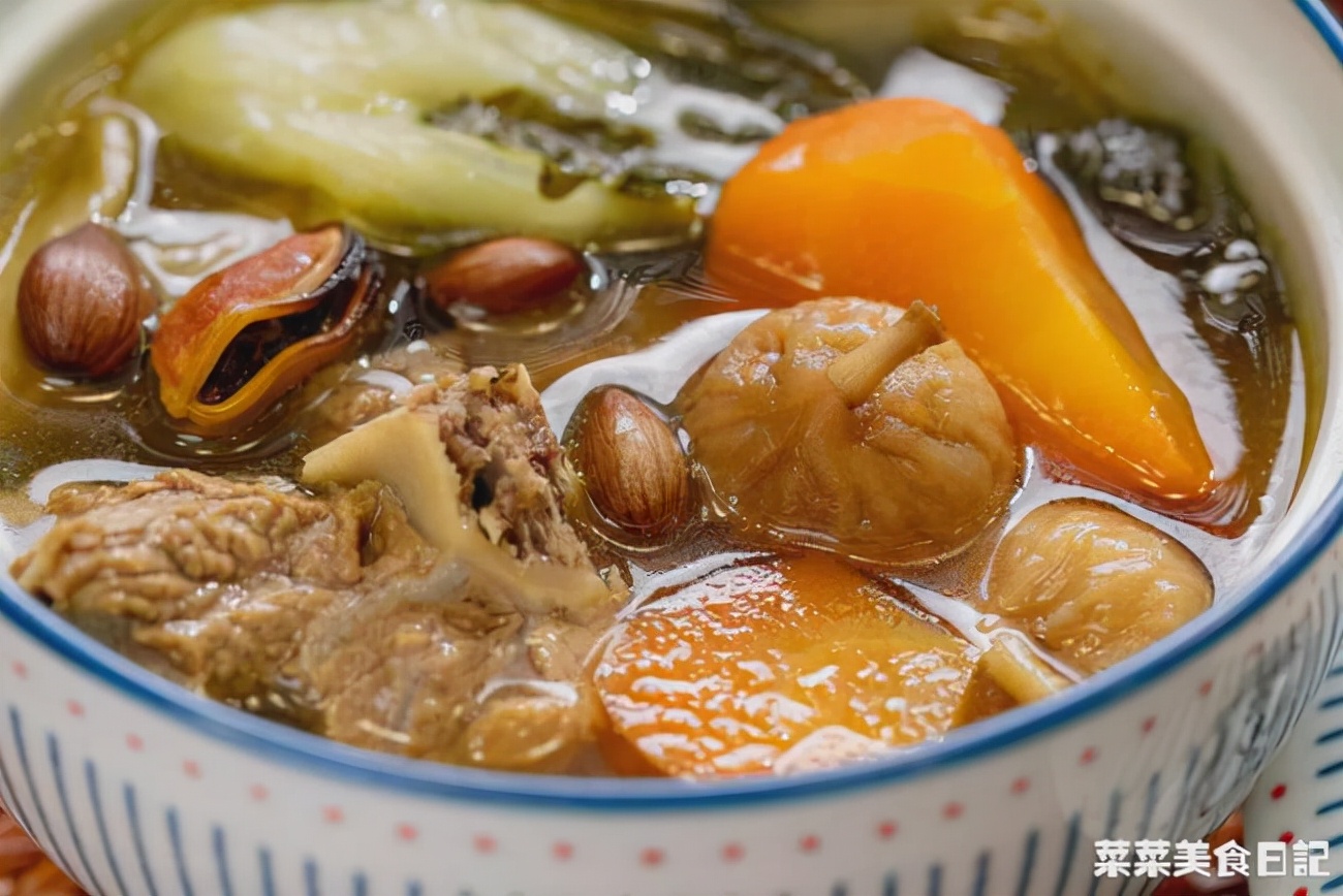 喉咙干到发哑,润嗓子润肺喝什么