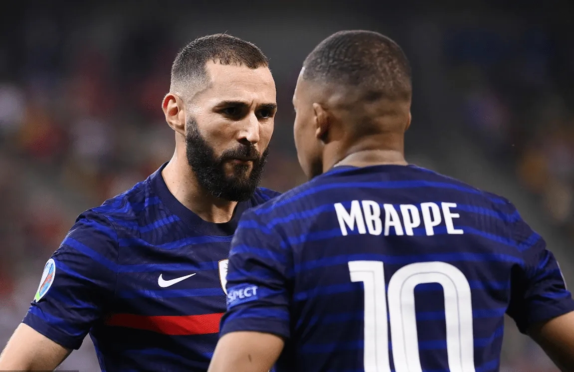 卡塔尔世界杯有梅西和c罗吗,卡塔尔世界杯c罗和梅西是哪个队