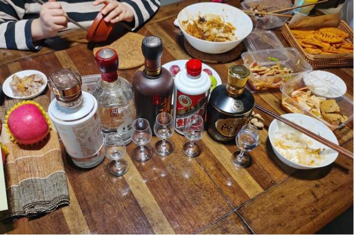 请客喝酒怎么选？这5款优质纯粮酒，既有面子又保得住钱包
