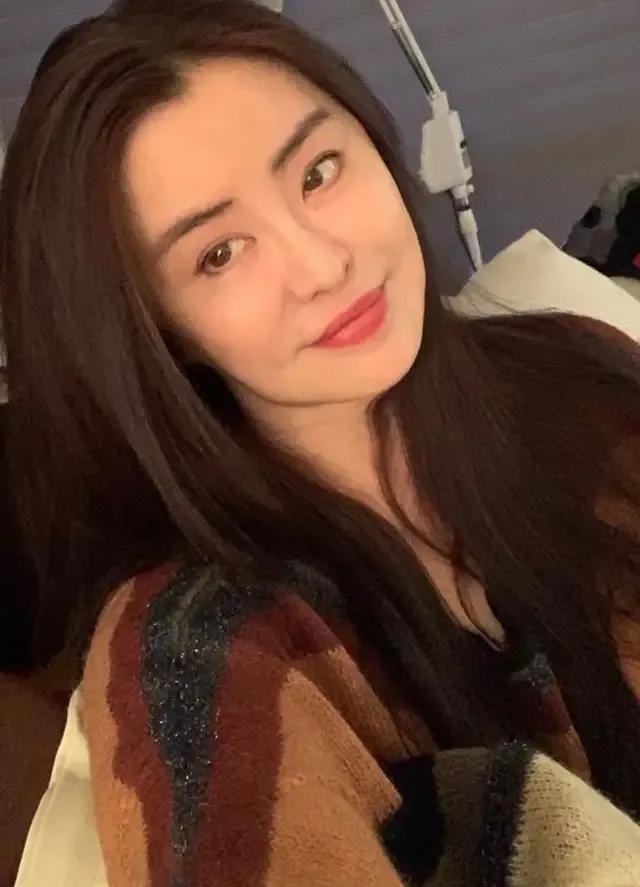 40岁左右的女港星现状,盘点40岁没结婚的港星