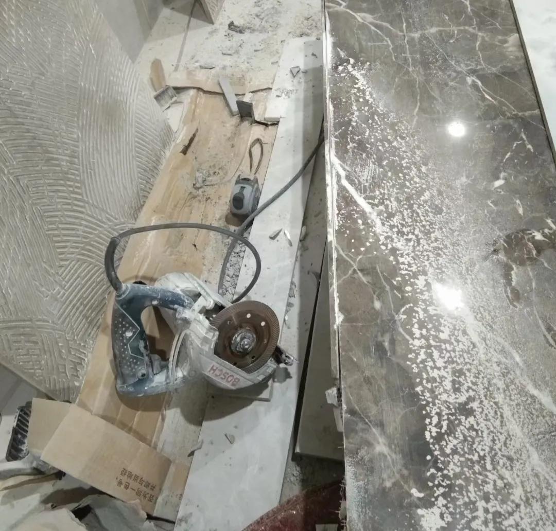 地板瓷砖美缝步骤方法,瓷砖缝隙0.5毫米怎么美缝