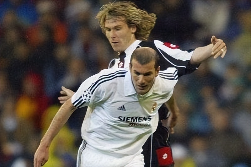 捷克大炮最新消息,捷克男足内德维德