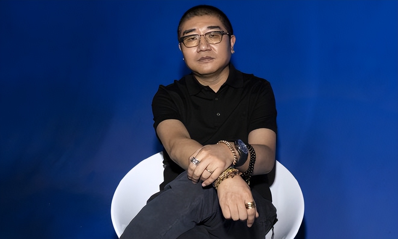 京东花臂大掌门,京东迎来首位女掌舵者