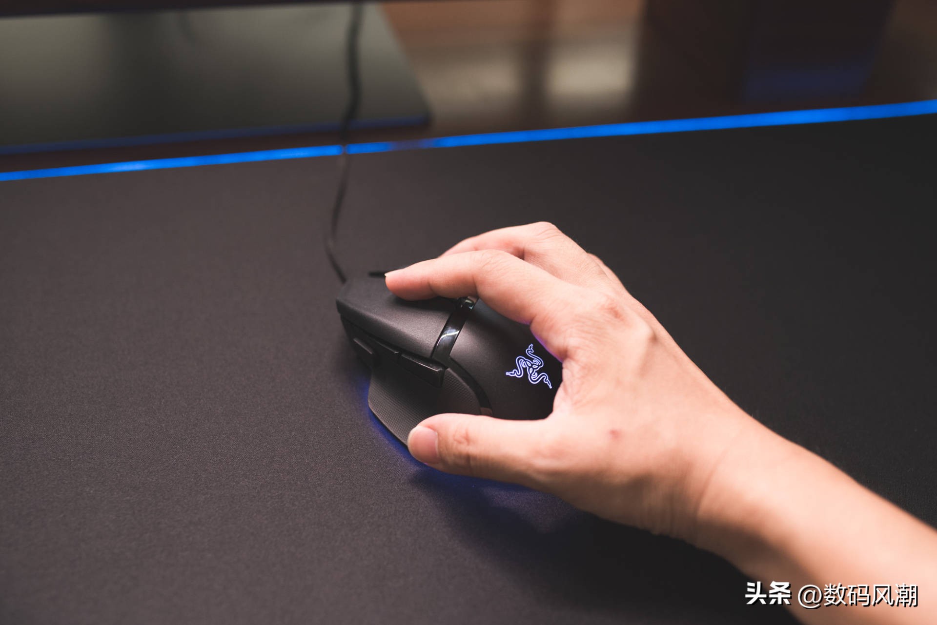 晒出心目中的桌搭工作台，十件新老数码单品，总有一件你会想入手