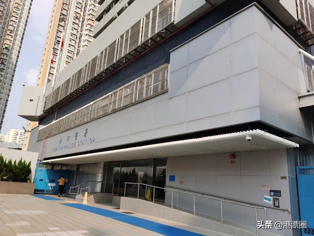 到底谁是*子骗**？收到香港真警察短信说我诈骗，但我看他不像好人