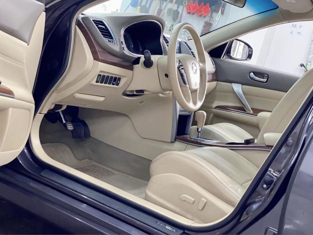 09天籁全车翻新整改多少钱,日产天籁自己撞烂了维修多少钱