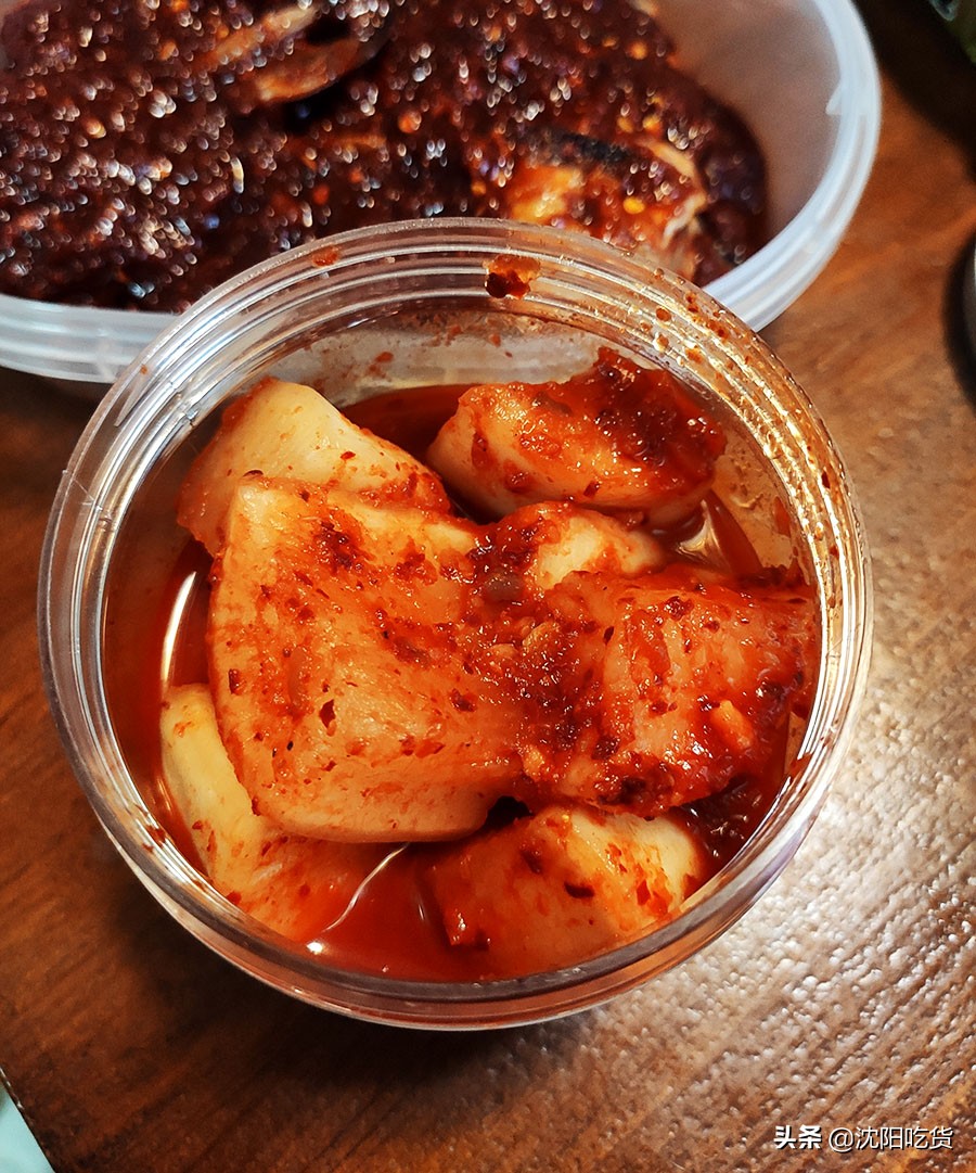 生螃蟹海苔拌饭,吃海苔生腌酱螃蟹