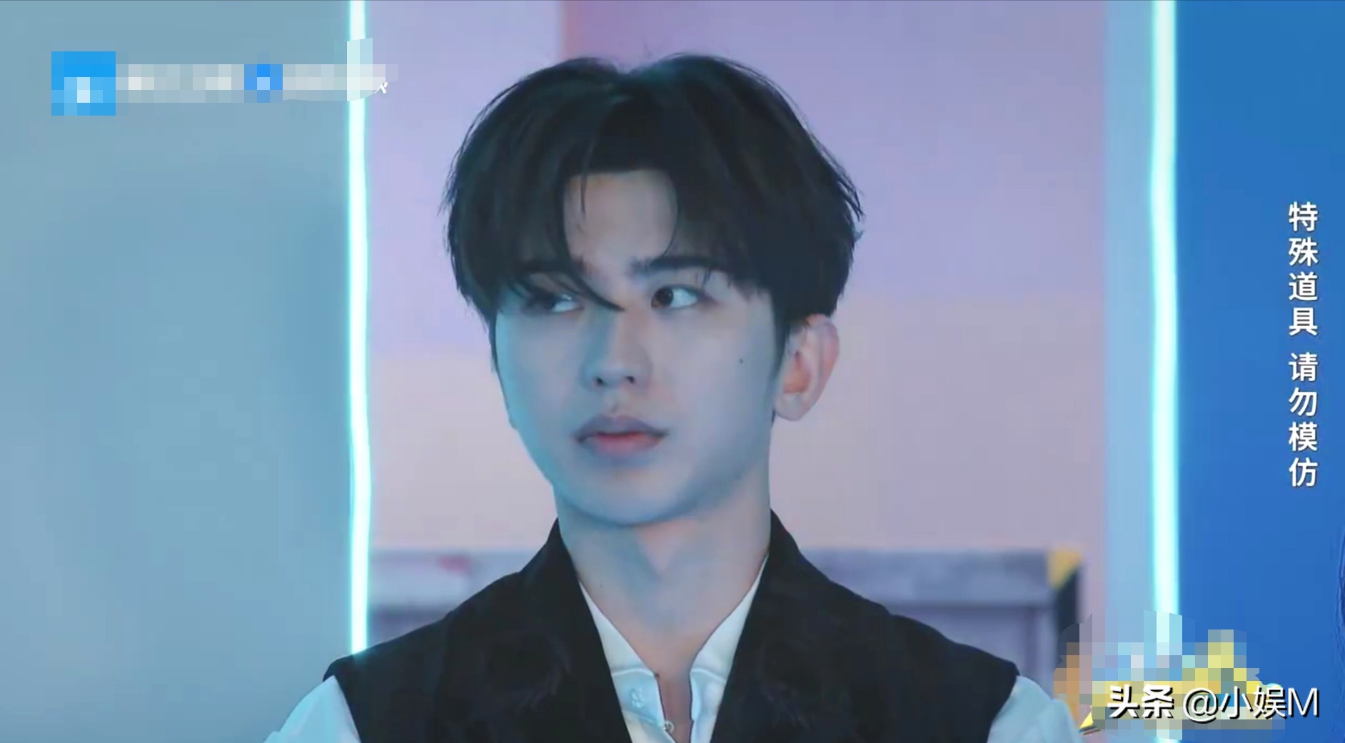 游戏无聊，嘉宾“花里胡哨”挽救，撕名牌也变得不精彩了