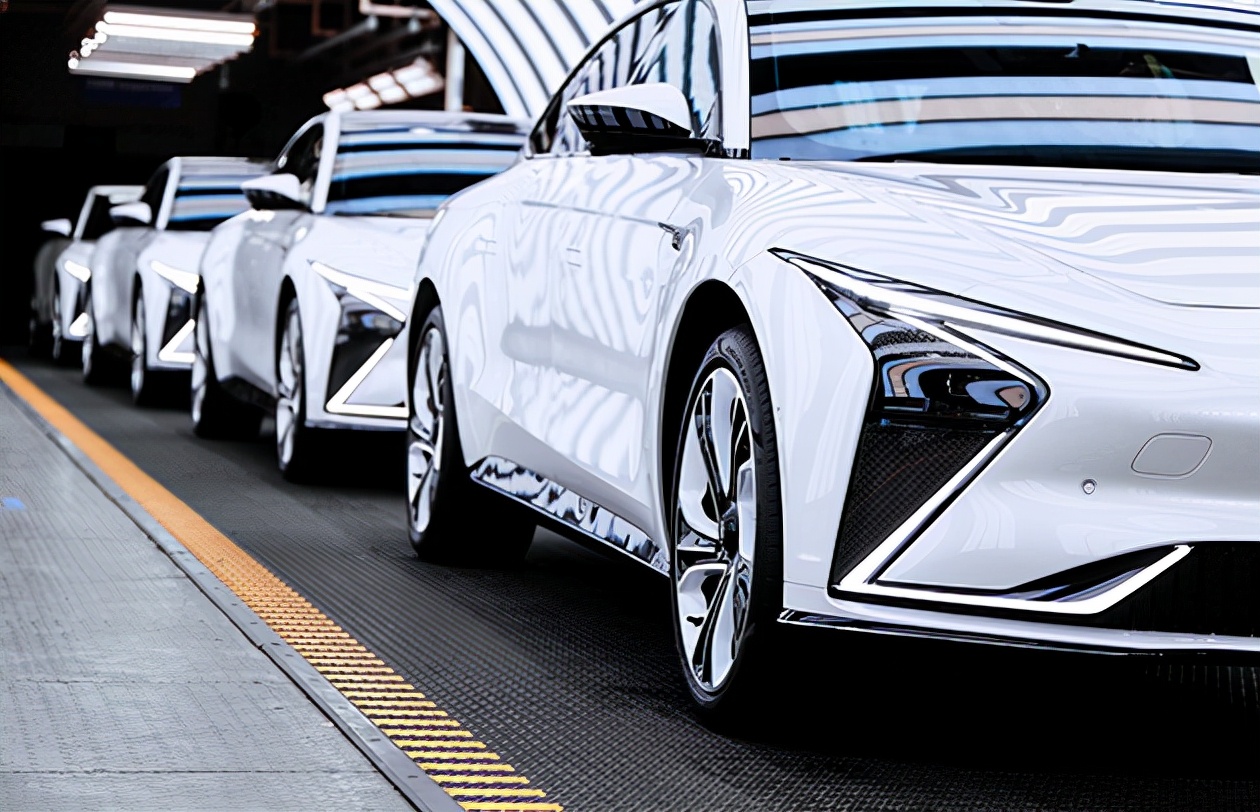 智己l7各版本对比,智己l7发布