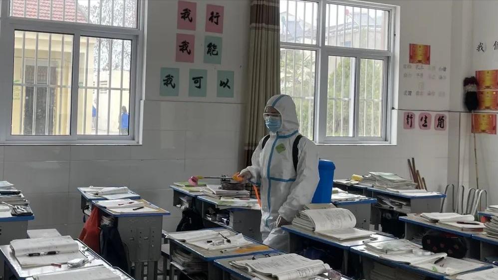 罗山县开展疫情防控实战演练,疫情防控知识培训及演练