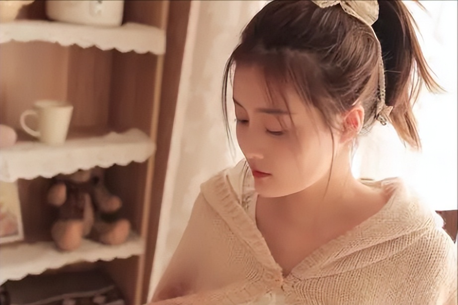 女性毛发容易掉落,女性毛发越来越重是什么原因