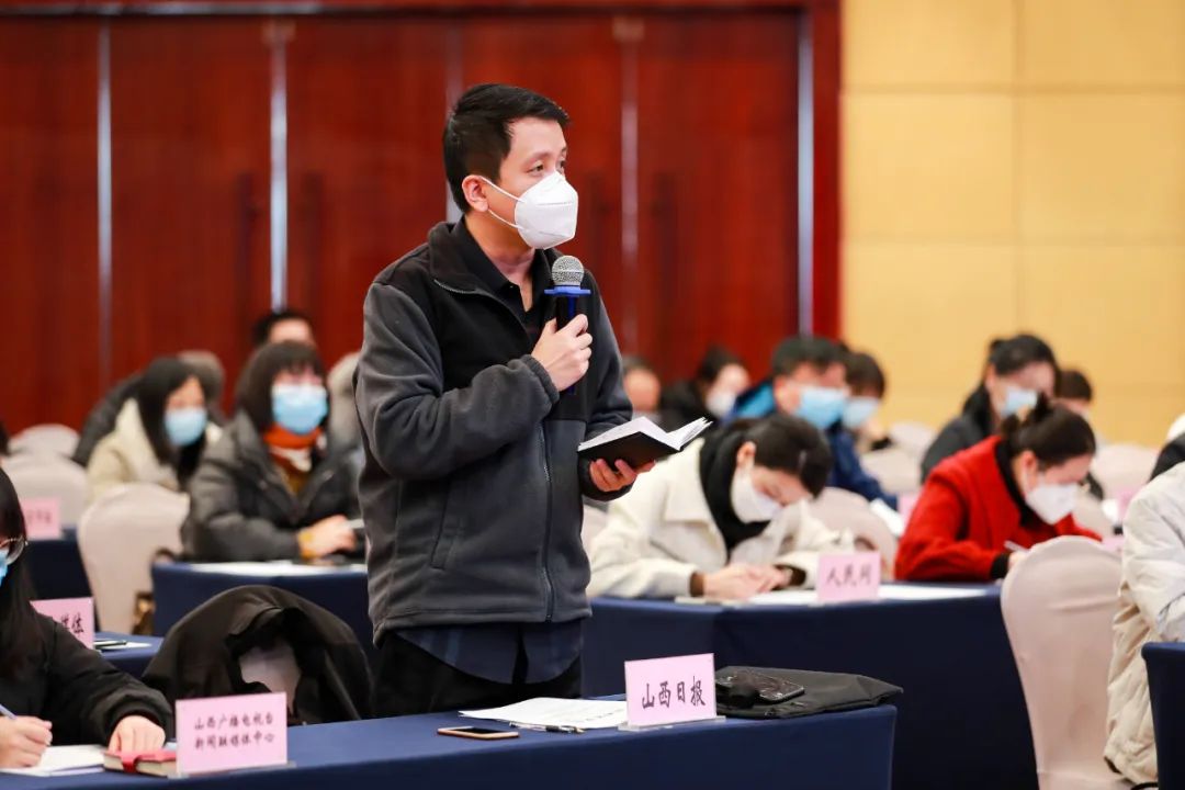 省政府新闻办举行《山西省加快复工复产和服务业复苏若干措施》政策解读新闻发布会