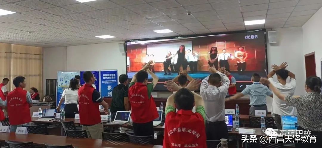 鍒涙柊鍒涗笟澶ц禌璺紨ppt,鍒涙柊鍒涗笟澶ц禌璺紨ppt瑕佷笉瑕佸仛鐩綍