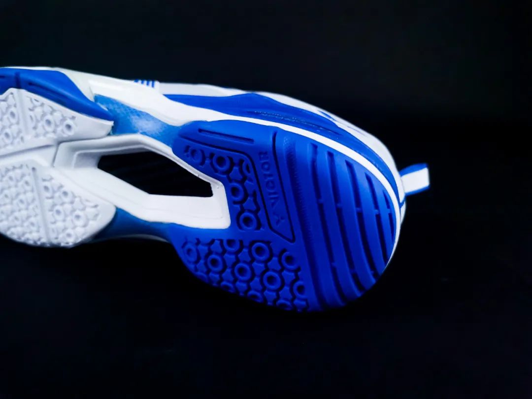 A930首测丨全面类战靴再升级，稳中求快占得先机