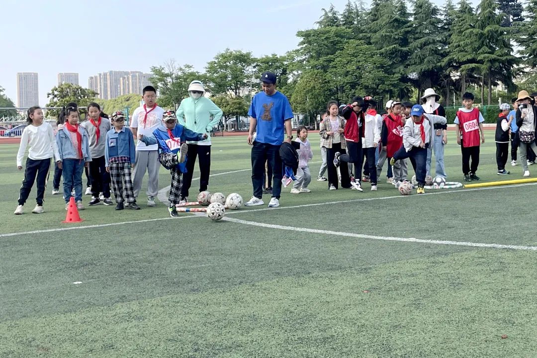 泰州中小学足球联赛,泰州智堡实验学校校运会接力赛