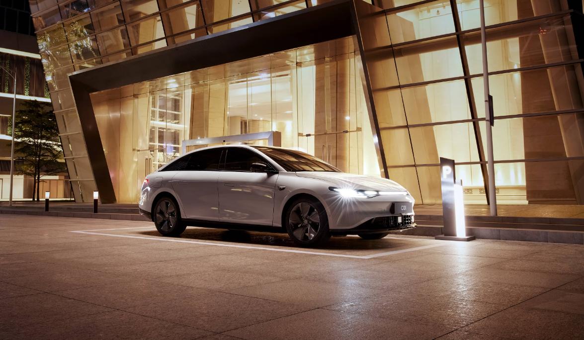 零跑c01增程版有自己的核心技术吗,零跑c01和零跑c11如何选择