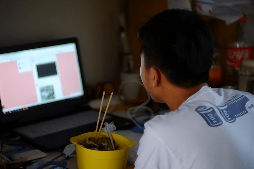 手机关闭不良网站的三种情况,手机访问不良网站有何严重后果