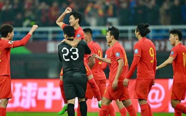 36岁中锋谭龙,谭龙35岁进国家队