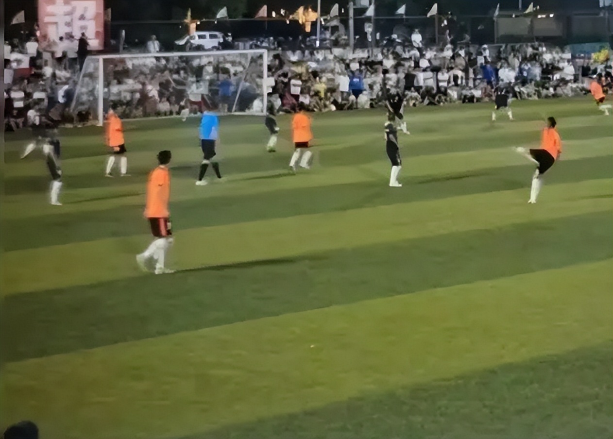 盘点全球最漂亮的足球宝贝,盘点赛场最美的足球宝贝