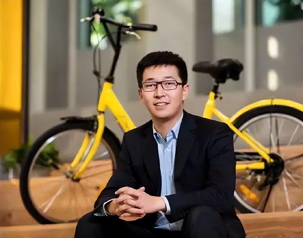 摩拜单车创始人胡玮炜卖了多少钱,ofo共享单车的创始人戴威