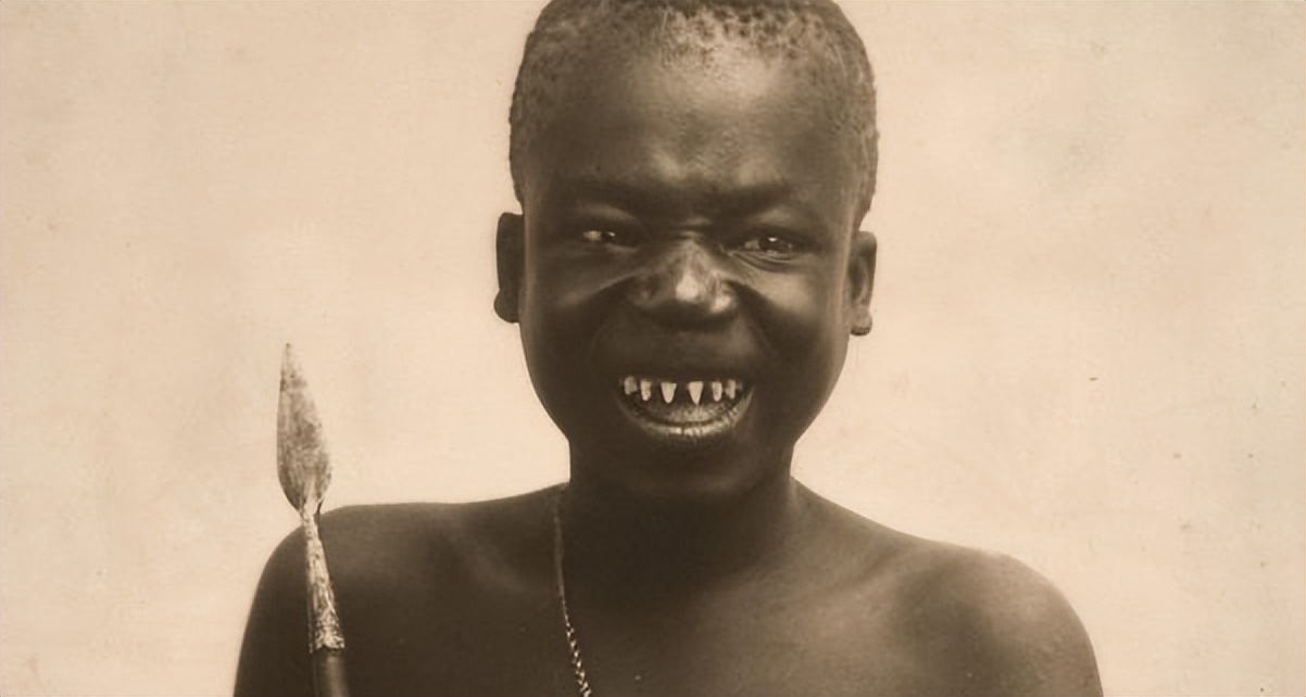 南非女孩巴特曼:因巨臀被白人骗到欧洲做展览,死后200年成标本