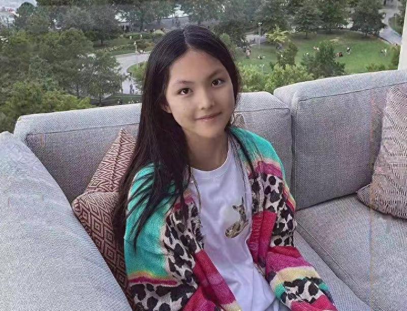 王诗龄闺蜜跳疯马图文,王诗龄跳马秀