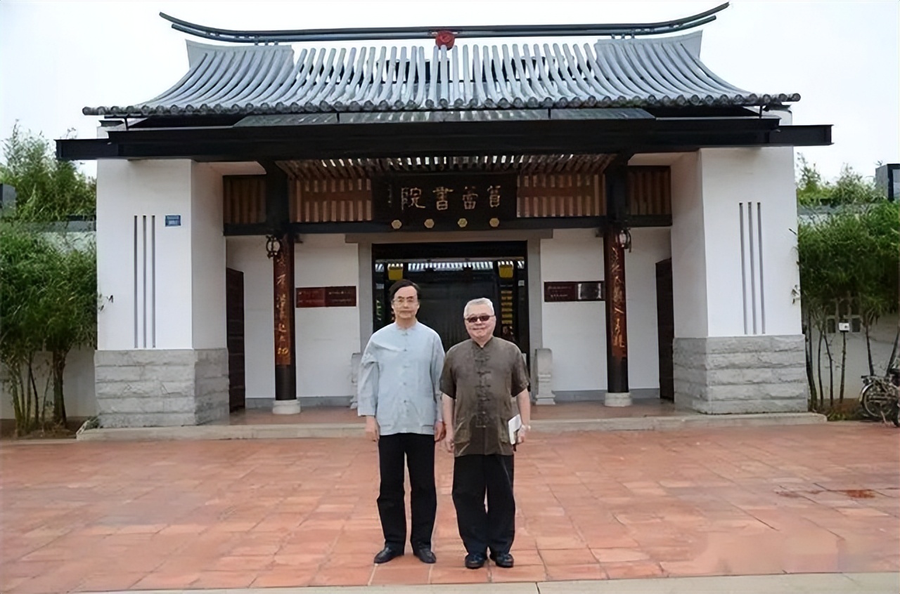 朱高正：*进党民**创*党**元老，因不满*进党民**走向“*独台**”而*党退**