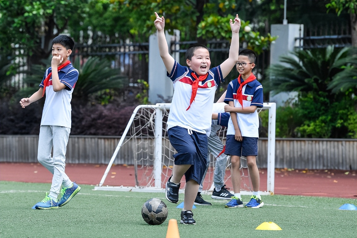 村超打了谁的脸,村超打脸足协