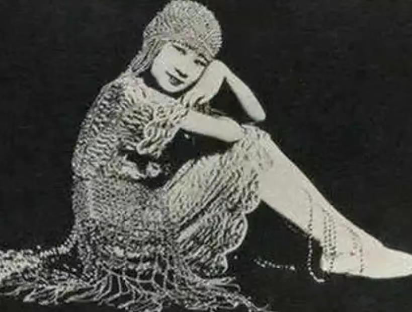 风流女作家余美颜，睡了3000个男人，人称欲女，她不服气？