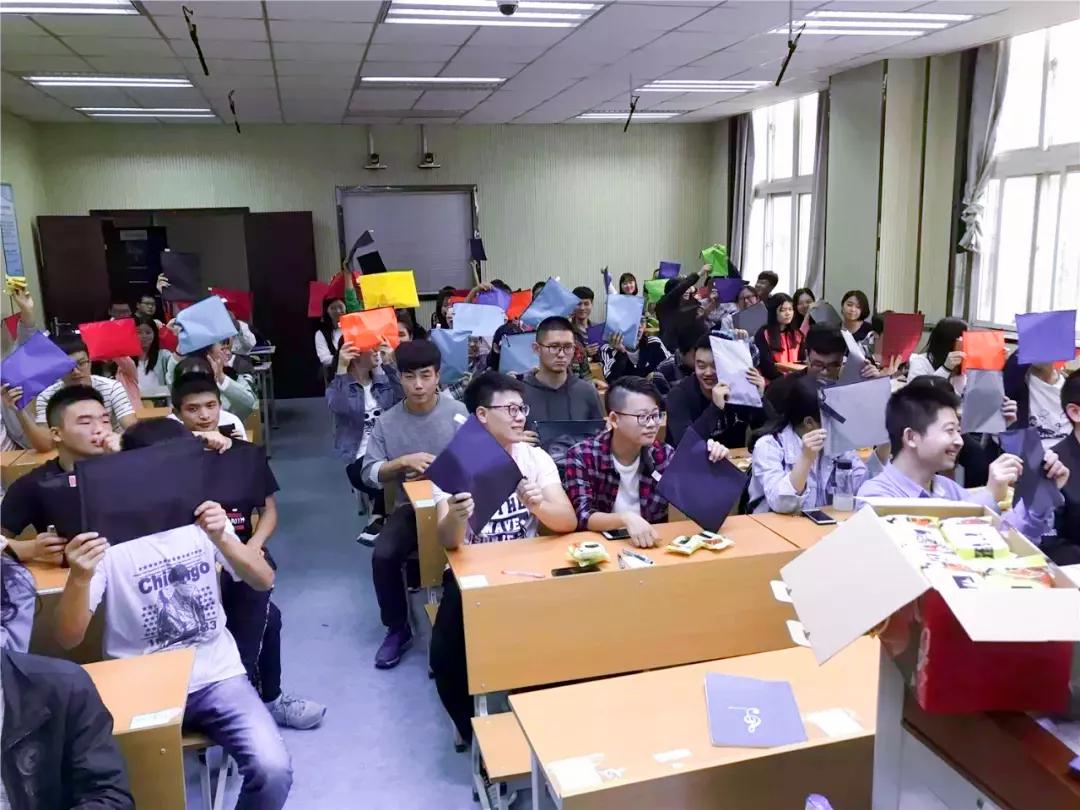 愿你以梦为马不负韶华考上大学,愿同学们以梦为马金榜题名