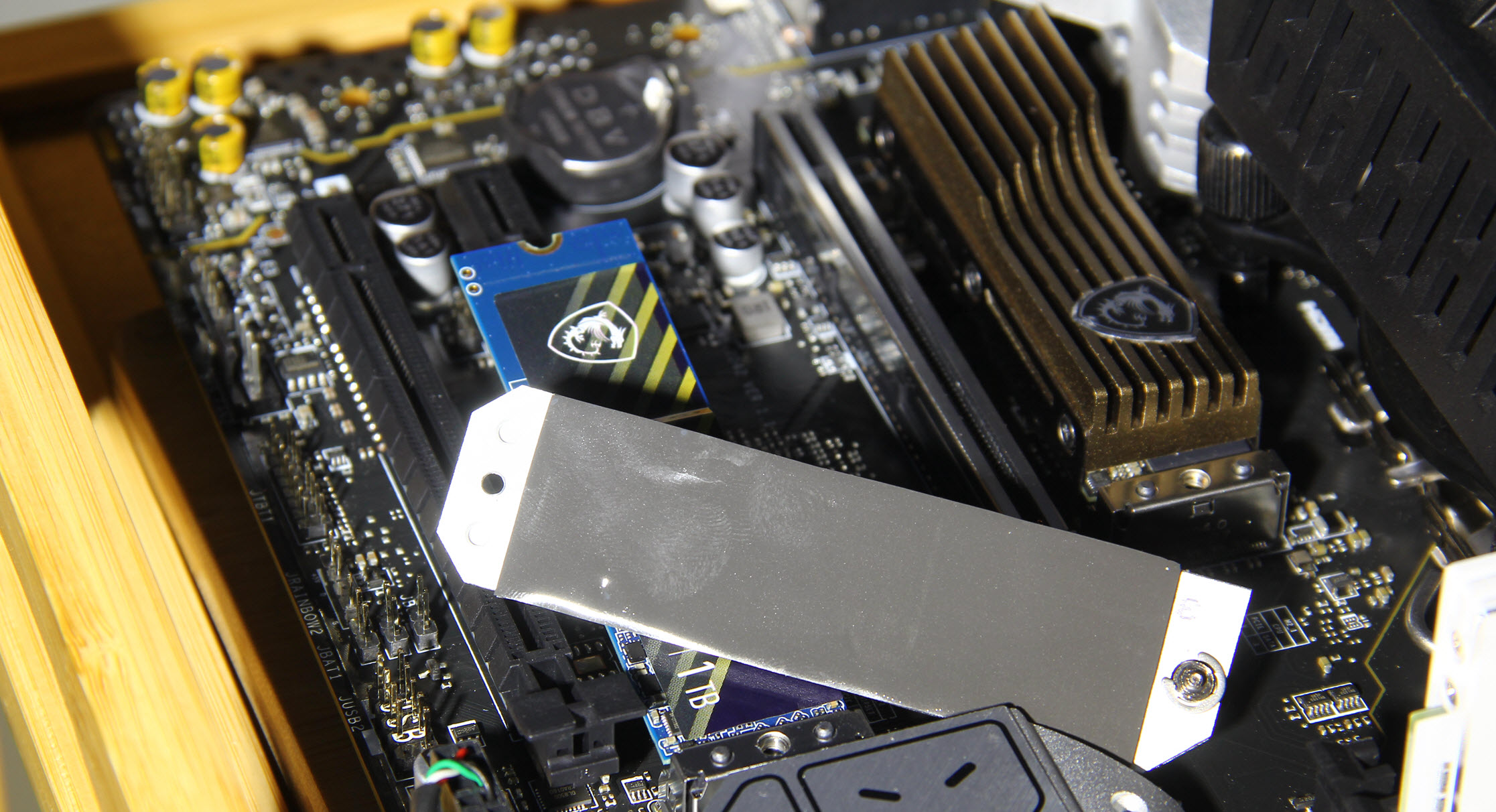 微星spatiumm390,微星m390固态评测