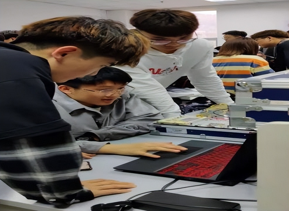 网络工程学什么,学网络工程难吗