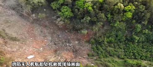 空难有跳伞成功逃生案例吗,飞机发生空难时如何逃生自救