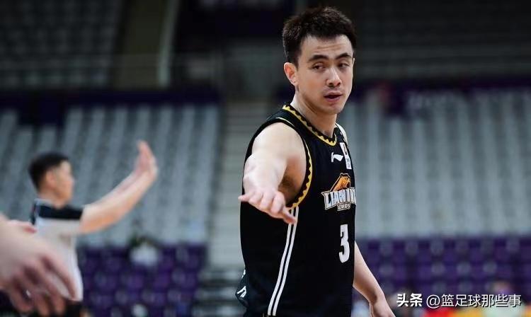 2:2!赵继伟17+5+11,张镇麟23+7,辽宁34分超级大逆转,将抢5生死战