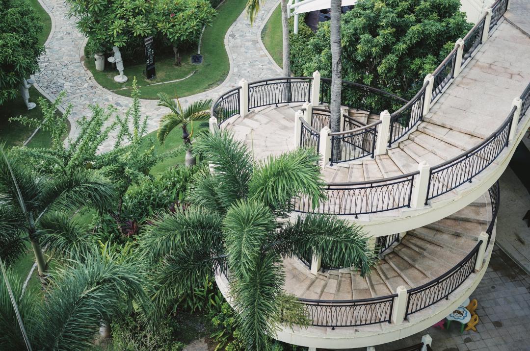 三亚亚龙湾酒店推荐,亚龙湾沙滩最近的酒店