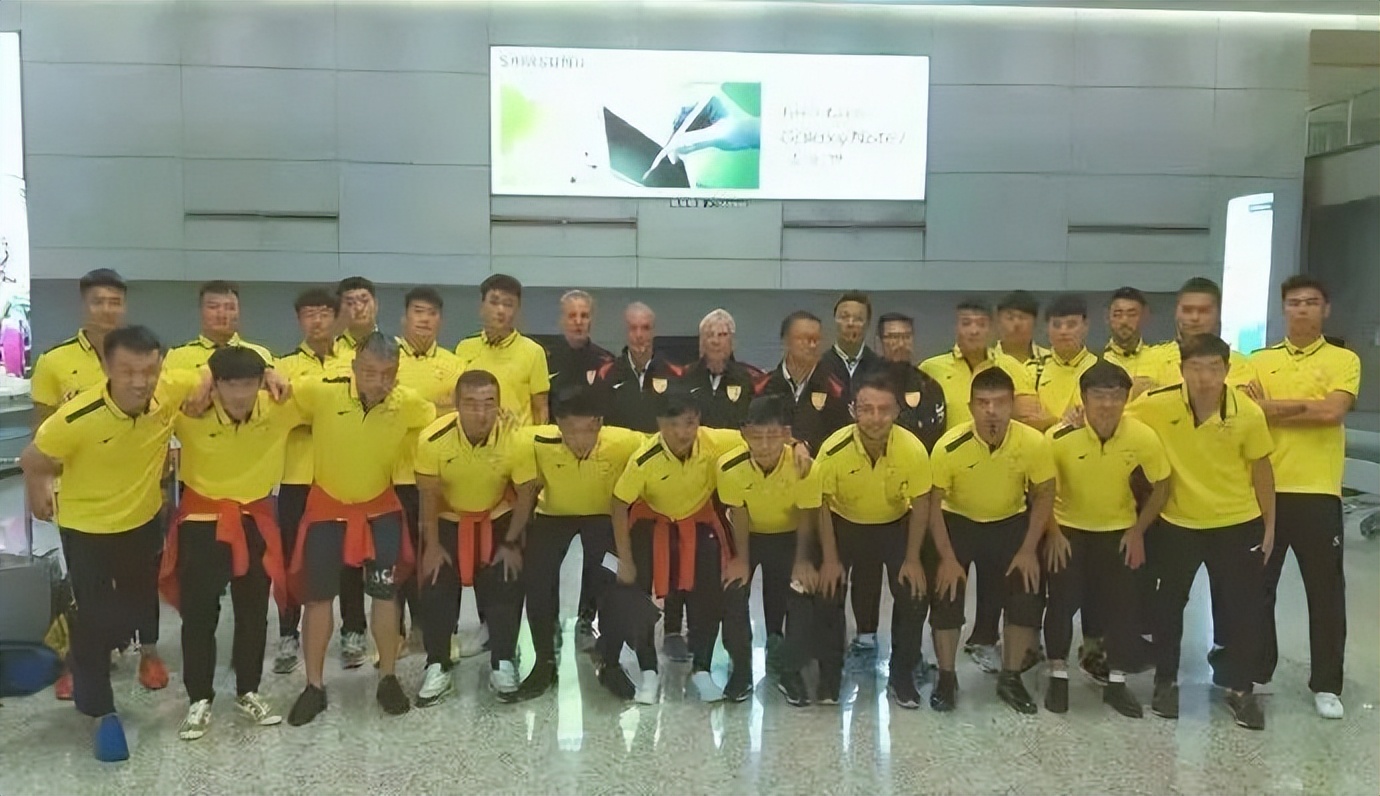 青岛中冠有几支球队,青岛巨星进军中冠联赛