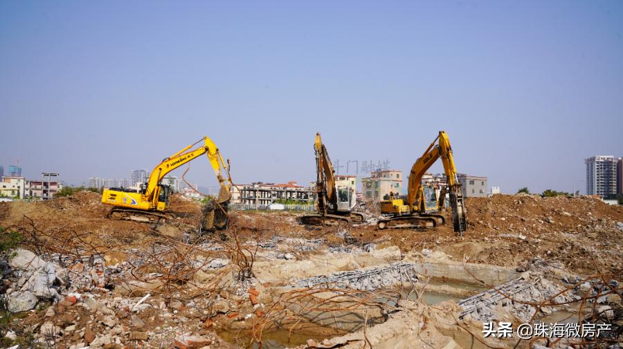 白藤湖中学操场,白藤湖学校