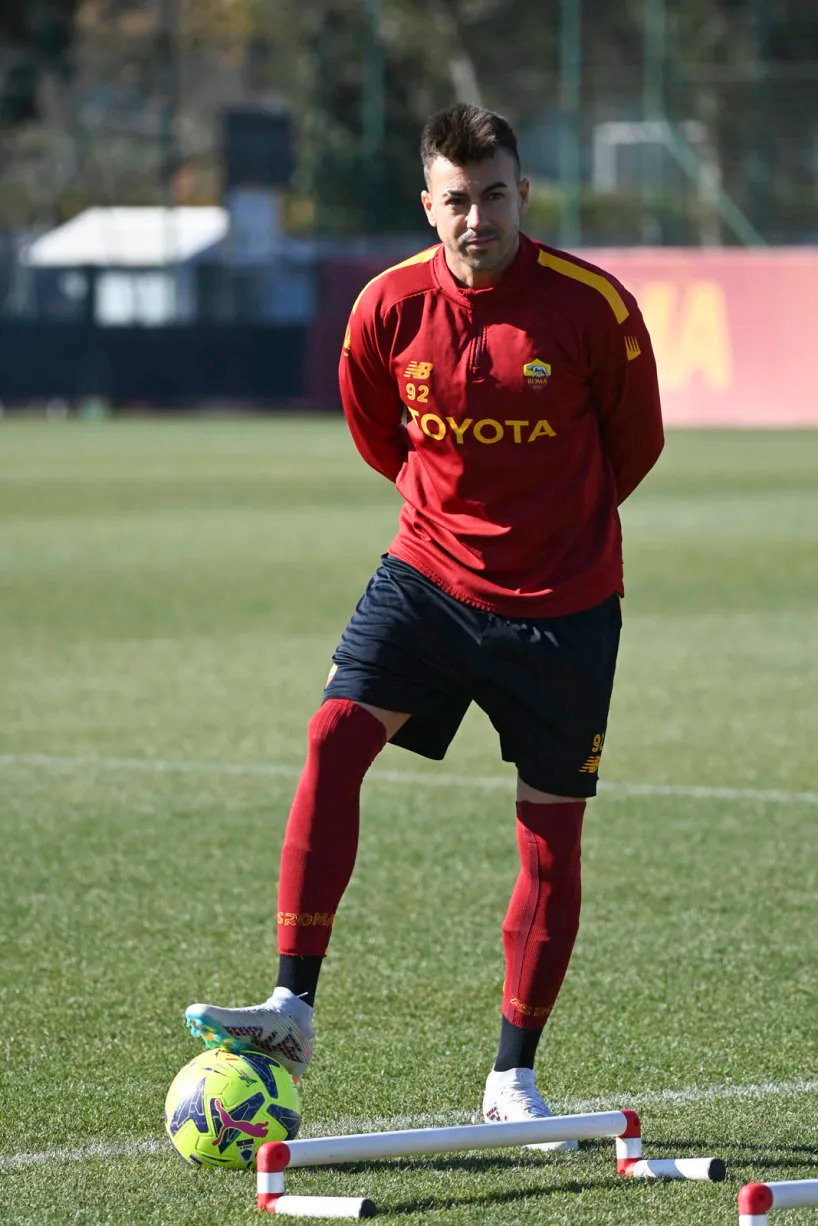 穆里尼奥罗马阶段吃了几次红牌,穆里尼奥罗马队意甲最新消息