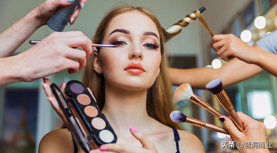 国货之光品牌珀莱雅,珀莱雅是国货第一个上市品牌吗