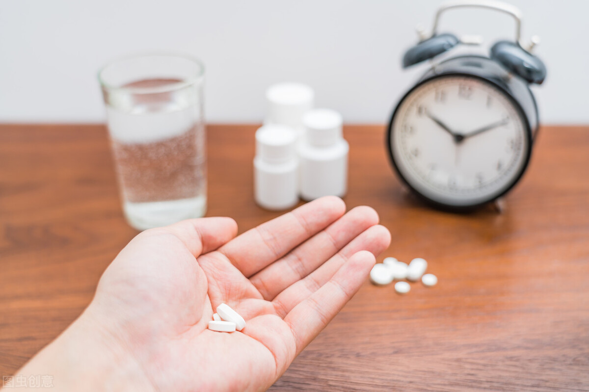 关节痛不要盲目判断滑膜炎,关节疼怎么判定是不是痛风