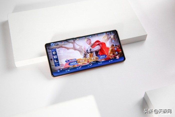 哪些适合和好友开黑的游戏手机,国产高配手机开黑游戏推荐