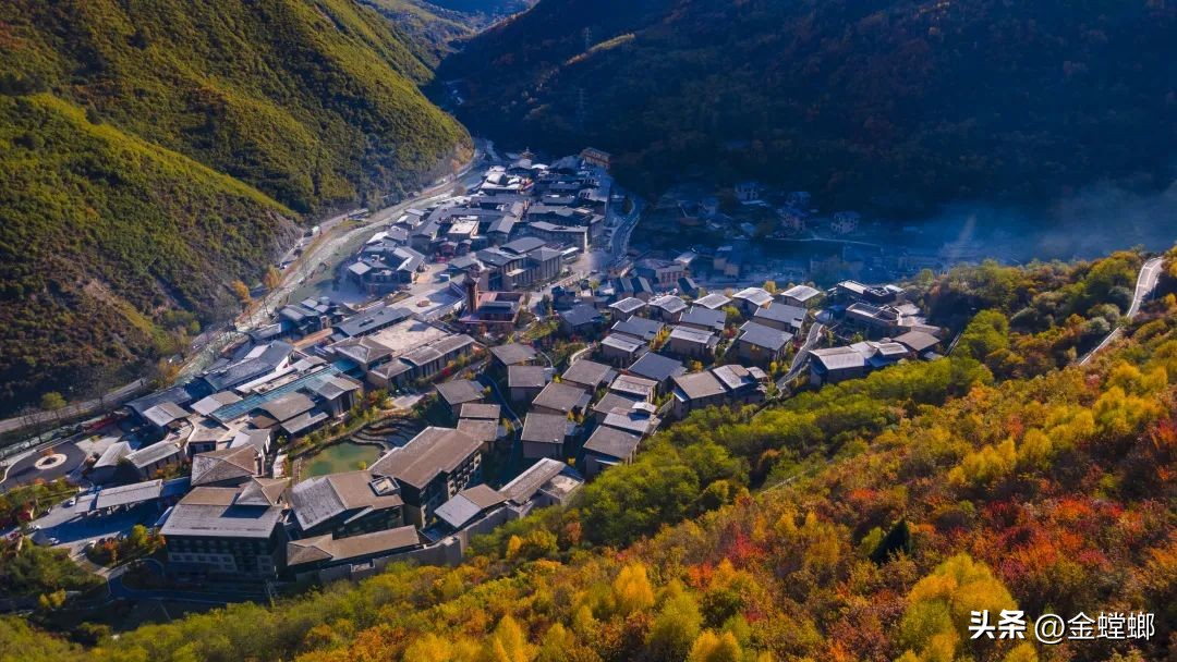 中国首家，全球第六家—九寨沟日赛谷丽思卡尔顿隐世酒店