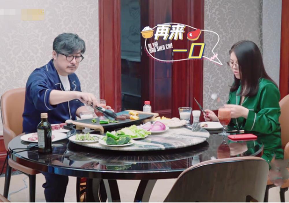 李湘一顿早餐5000块钱原版,李湘大s别墅对比