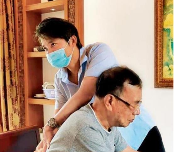 海南怪医黄海涛完整版,海南怪医黄海涛治病是真是假