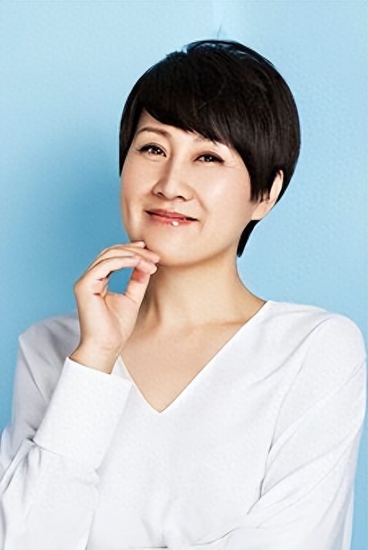 狂野夜晚：张凯丽与罗兆辉的惊人秘密揭晓！