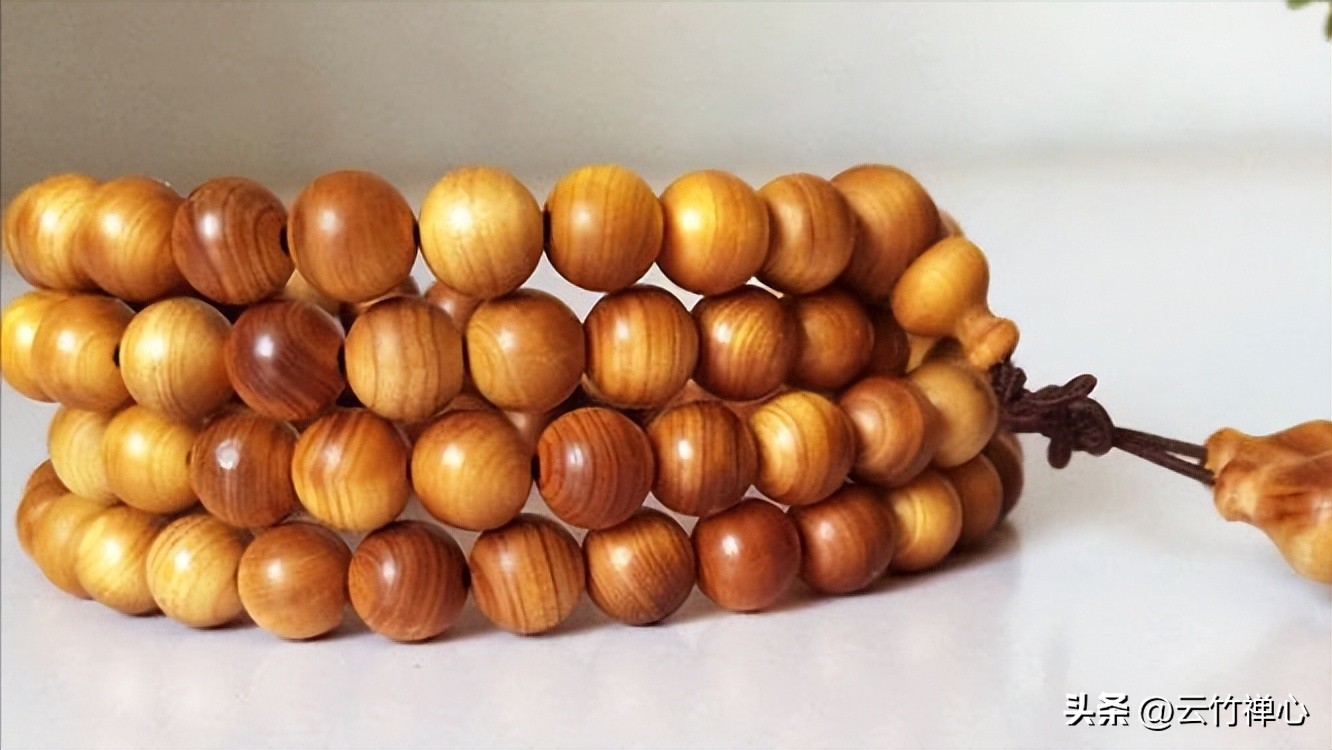 瘤疤崖柏手串为何越盘越暗,崖柏盘玩知识
